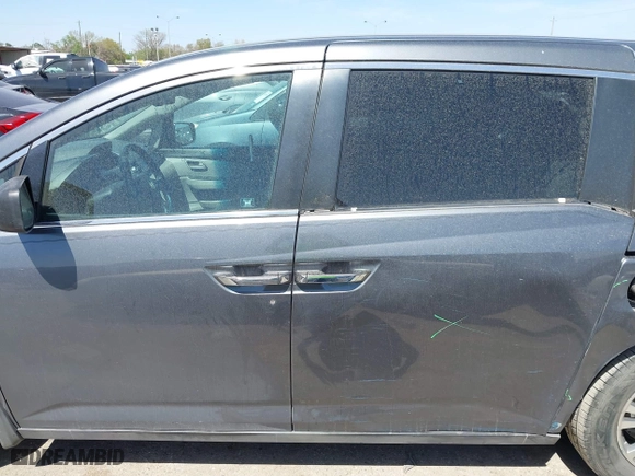 2012 Honda Odyssey EX-L with VIN 5FNRL5H64CB131197, listed as a IAAI auction lot 41829107 with 215,115 mi miles. Bid and sale history available at carsss.com. Image 15.
