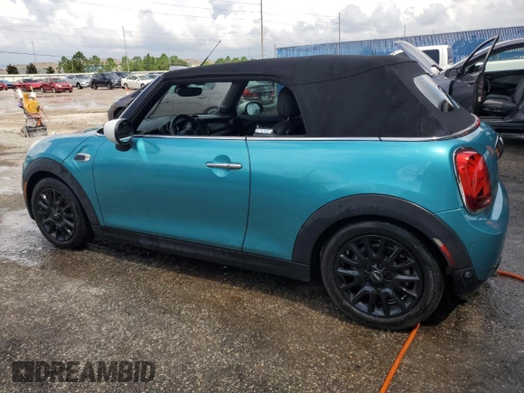 2020 MINI Convertible Cooper с VIN WMWWJ3C01L3M02100, выставлен на аукционе Copart как лот 67056434 с пробегом Не указан миль и На запчасти • Non repairable. История ставок и продаж доступна на DreamBid. Изображение 2.