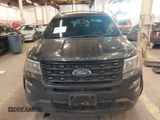 2017 Ford Explorer Sport z VIN 1FM5K8GT9HGA04092, wystawiony jako IAAI lot #41354237 z przebiegiem 96 620 mil mil oraz . Historia ofert i sprzedaży dostępna na DreamBid. Obrazek 12.