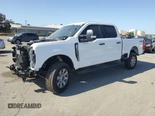 2024 Ford F-250 XL z VIN 1FT7W2BA8REE06252, wystawiony jako Copart lot #51831265 z przebiegiem 4 425 mil mil oraz Szkoda całkowita • Salvage title. Historia ofert i sprzedaży dostępna na DreamBid. Obrazek 1.