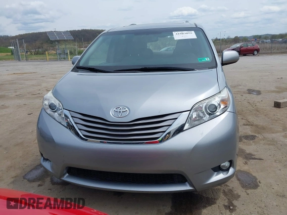 2017 Toyota Sienna XLE with VIN 5TDDZ3DC4HS164017, listed as a IAAI auction lot 41983055 with 90,702 mi miles and . Bid and sale history available at DreamBid. Image 13.