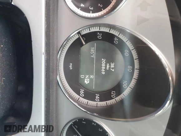 2010 Mercedes-Benz E 350 Luxury z VIN WDDHF5GB0AA078706, wystawiony jako Copart lot #49172915 z przebiegiem 208 869 mil mil oraz Szkoda całkowita • Salvage title. Historia ofert i sprzedaży dostępna na DreamBid. Obrazek 9.
