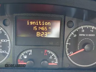 2015 Ram ProMaster Cargo z VIN 3C6TRVDG8FE501040, wystawiony jako IAAI lot #41973468 z przebiegiem 151 465 mil mil oraz . Historia ofert i sprzedaży dostępna na DreamBid. Obrazek 7.