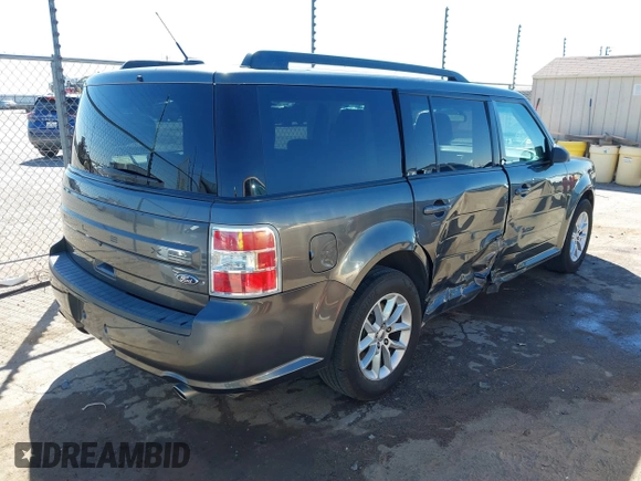 2016 Ford Flex SE with VIN 2FMGK5B89GBA18817, listed as a IAAI auction lot 41849047 with 150,807 mi miles. Bid and sale history available at carsss.com. Image 4.