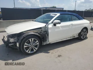 2019 Mercedes-Benz C 300 z VIN WDDWK8DB4KF796515, wystawiony jako Copart lot #57394145 z przebiegiem 21 854 mil mil oraz Szkoda całkowita • Salvage title. Historia ofert i sprzedaży dostępna na DreamBid. Obrazek 1.