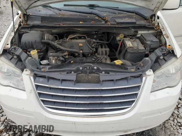 2010 Chrysler Town & Country Touring Plus with VIN 2A4RR8D10AR430966, listed as a Copart auction lot 55720095 with 170,128 mi miles and Clean Title. Bid and sale history available at DreamBid. Image 12.