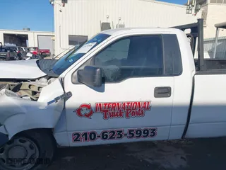 2014 Ford F-150 XL with VIN 1FTMF1CM4EKD68780, listed as a IAAI auction lot 41571968 with 193,363 mi miles. Bid and sale history available at carsss.com. Image 14.