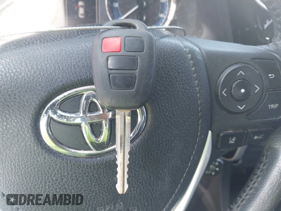 2019 Toyota Corolla L z VIN 5YFBURHEXKP885270, wystawiony jako IAAI lot #42291425 z przebiegiem 82 304 mil mil oraz . Historia ofert i sprzedaży dostępna na DreamBid. Obrazek 11.