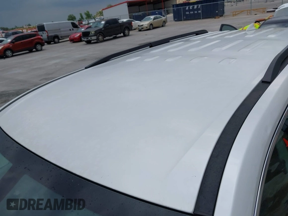 2020 Chevrolet Traverse LT Cloth z VIN 1GNERGKW3LJ127398, wystawiony jako IAAI lot #42161330 z przebiegiem 96 140 mil mil oraz . Historia ofert i sprzedaży dostępna na DreamBid. Obrazek 17.