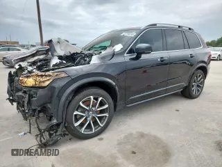 2016 Volvo XC90 T6 Momentum with VIN YV4A22PK8G1016370, listed as a Copart auction lot 63758245 with Not provided miles and Clean title. Bid and sale history available at DreamBid. Image 1.