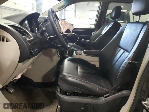 2015 Chrysler Town & Country Touring with VIN 2C4RC1BG4FR755522, listed as a Copart auction lot 49185875 with 109,915 mi miles and Salvage Title. Bid and sale history available at carsss.com. Image 7.
