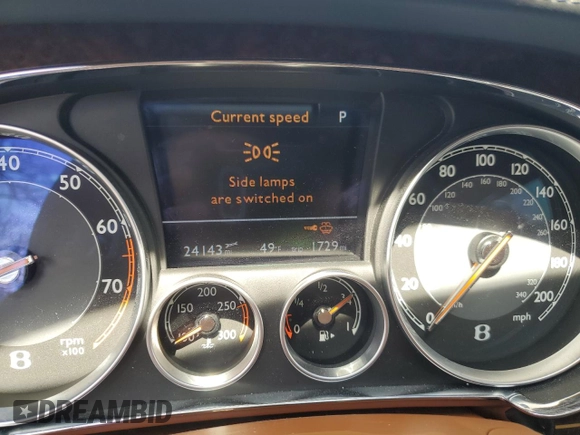2014 Bentley Flying Spur with VIN SCBEC9ZA7EC095064, listed as a Copart auction lot 52218105 with 24,143 mi miles and Salvage title. Bid and sale history available at DreamBid. Image 9.