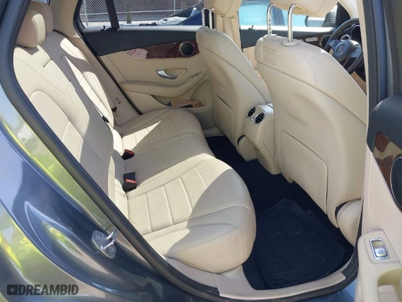 2018 Mercedes-Benz GLC with VIN WDC0G4JB6JV022733, listed as a IAAI auction lot 41944411 with 191,163 mi miles. Bid and sale history available at carsss.com. Image 8.