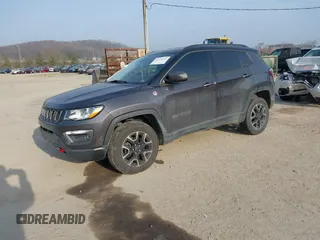 2019 Jeep Compass Trailhawk with VIN 3C4NJDDB9KT622415, listed as a IAAI auction lot 41779314 with 98,930 mi miles and . Bid and sale history available at carsss.com. Image 2.