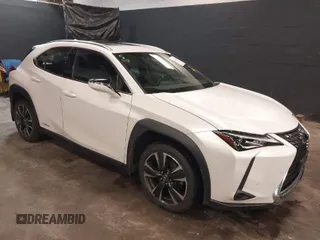 2021 Lexus UX with VIN JTHP9JBH7M2051534, listed as a IAAI auction lot 41624505 with 29,569 mi miles. Bid and sale history available at carsss.com. Image 1.