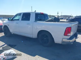 2018 Ram 1500 Lone Star Silver z VIN 1C6RR6LT0JS245223, wystawiony jako IAAI lot #41765175 z przebiegiem 128 156 mil mil oraz . Historia ofert i sprzedaży dostępna na DreamBid. Obrazek 3.