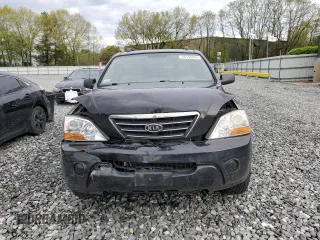 2008 Kia Sorento LX z VIN KNDJC735485861014, wystawiony jako Copart lot #56156945 z przebiegiem 187 531 mil mil oraz Czysty tytuł • Clean title. Historia ofert i sprzedaży dostępna na DreamBid. Obrazek 5.