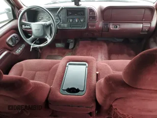 1998 GMC Suburban with VIN 3GKFK16R1WG510835, listed as a Copart auction lot 84566304 with 235,049 mi miles and Salvage Title. Bid and sale history available at carsss.com. Image 8.