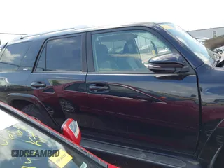 2017 Toyota 4Runner SR5 with VIN JTEBU5JR5H5468940, listed as a IAAI auction lot 42065776 with Not provided miles and . Bid and sale history available at DreamBid. Image 14.