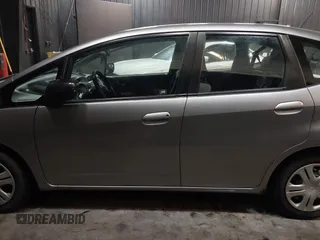 2010 Honda Fit with VIN JHMGE8H29AS020675, listed as a IAAI auction lot 41832465 with 212,713 mi miles. Bid and sale history available at carsss.com. Image 14.