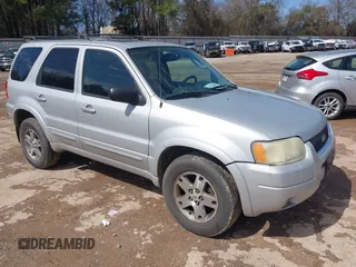 2004 Ford Escape Limited with VIN 1FMCU94104KB50513, listed as a IAAI auction lot 41720459 with 200,798 mi miles. Bid and sale history available at carsss.com. Image 1.