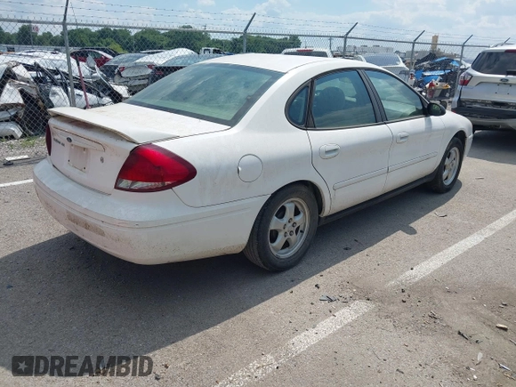 2005 Ford Taurus SE with VIN 1FAFP53255A304254, listed as a IAAI auction lot 42647002 with Not provided miles and . Bid and sale history available at DreamBid. Image 4.