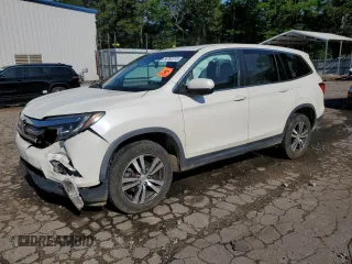2017 Honda Pilot EX-L with VIN 5FNYF6H5XHB044637, listed as a Copart auction lot 56782015 with 129,719 mi miles and Salvage title. Bid and sale history available at DreamBid. Image 1.