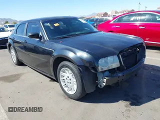 2007 Chrysler 300 with VIN 2C3KA43R47H888706, listed as a IAAI auction lot 41849210 with 135,156 mi miles. Bid and sale history available at carsss.com. Image 1.