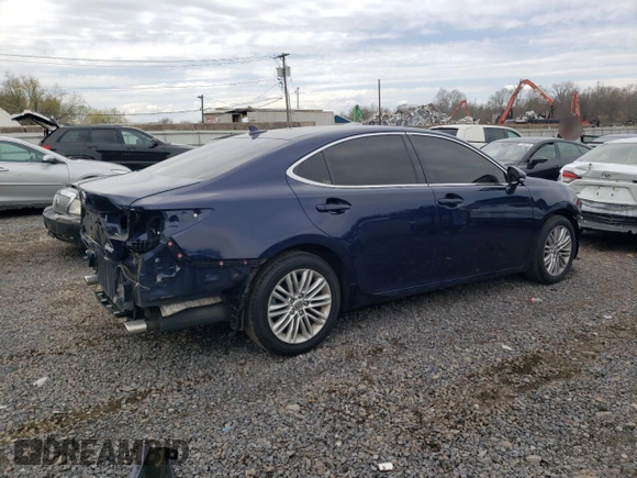 2014 Lexus ES 350 with VIN JTHBK1GGXE2131989, listed as a Copart auction lot 52695445 with 102,076 mi miles and Salvage Title. Bid and sale history available at carsss.com. Image 3.