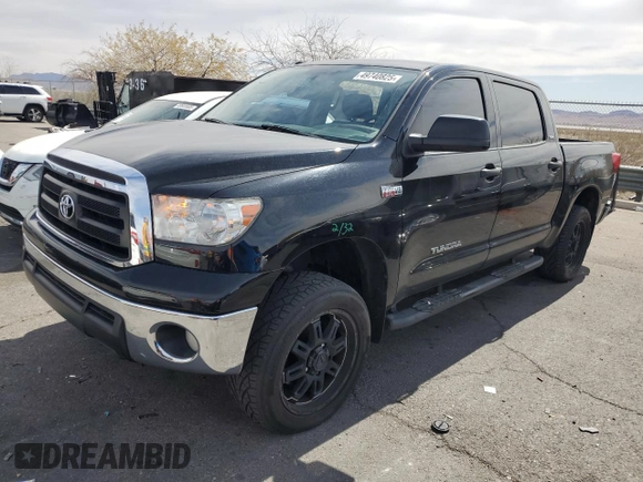 2013 Toyota Tundra with VIN 5TFDW5F17DX307031, listed as a Copart auction lot 49740825 with 113,917 mi miles and Salvage title. Bid and sale history available at DreamBid. Image 1.