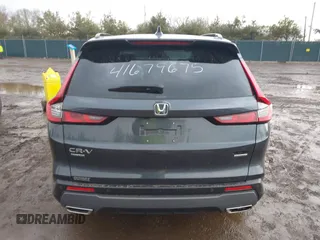 2025 Honda CR-V Sport Touring with VIN 7FARS6H93SE043232, listed as a IAAI auction lot 41679675 with 11,641 mi miles and . Bid and sale history available at DreamBid. Image 17.