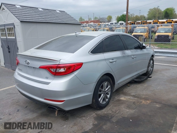 2017 Hyundai Sonata SE with VIN 5NPE24AF5HH531798, listed as a IAAI auction lot 41955060 with 142,985 mi miles and . Bid and sale history available at DreamBid. Image 4.