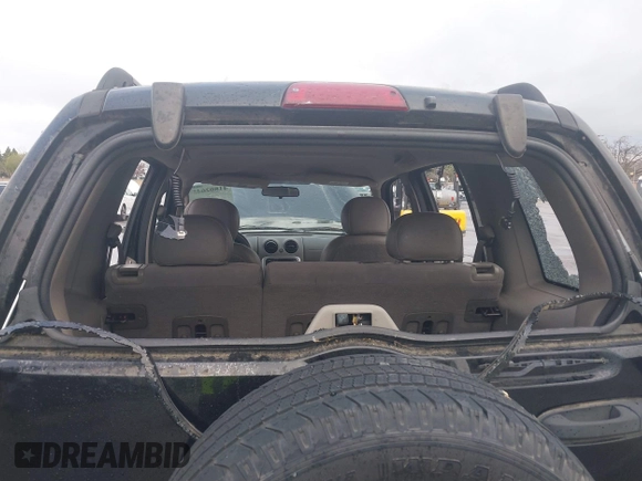 2004 Jeep Liberty Limited with VIN 1J4GL58K94W318379, listed as a IAAI auction lot 41802645 with 275,834 mi miles. Bid and sale history available at carsss.com. Image 18.