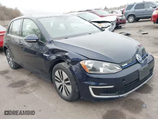 2016 Volkswagen e-Golf SE with VIN WVWKP7AU5GW916419, listed as a IAAI auction lot 41910069 with 37,162 mi miles. Bid and sale history available at carsss.com. Image 1.