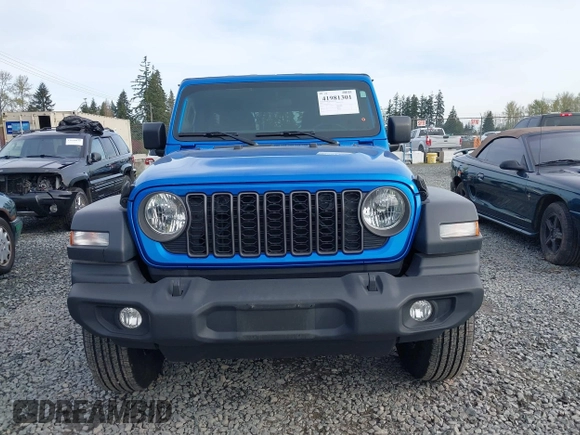 2024 Jeep Wrangler Willys with VIN 1C4PJXDG6RW287267, listed as a IAAI auction lot 41981301 with 8,996 mi miles and . Bid and sale history available at carsss.com. Image 13.