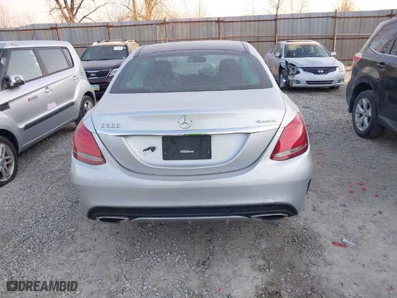 2015 Mercedes-Benz C-Class C 300 Luxury with VIN 55SWF4KB3FU032836, listed as a IAAI auction lot 41771292 with 80,288 mi miles. Bid and sale history available at carsss.com. Image 16.