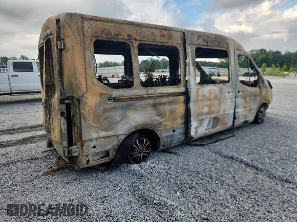 2022 Ford Transit Passenger XL with VIN 1FBAX2C86NKA47790, listed as a Copart auction lot 63018275 with Not provided miles and Non repairable. Bid and sale history available at DreamBid. Image 3.