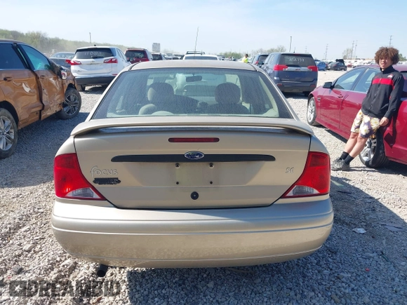 2000 Ford Focus SE with VIN 1FAFP3434YW401903, listed as a IAAI auction lot 42104706 with 201,826 mi miles and . Bid and sale history available at DreamBid. Image 17.