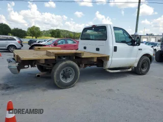 2004 Ford F-250 z VIN 1FDNF20L24ED29183, wystawiony jako Copart lot #61959525 z przebiegiem 217 046 mil mil oraz Szkoda całkowita • Salvage title. Historia ofert i sprzedaży dostępna na DreamBid. Obrazek 3.