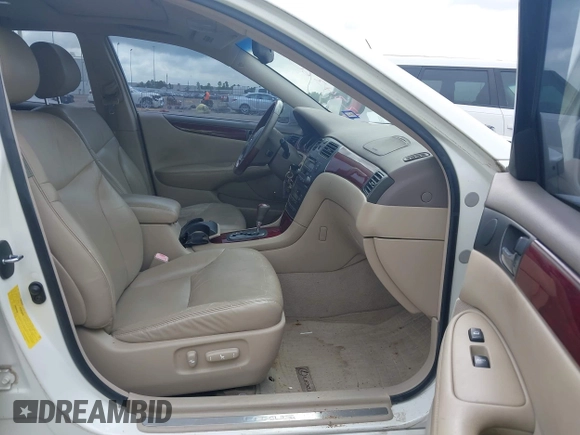 2004 Lexus ES 350 z VIN JTHBA30G245017619, wystawiony jako IAAI lot #42843600 z przebiegiem 206 759 mil mil oraz . Historia ofert i sprzedaży dostępna na DreamBid. Obrazek 5.