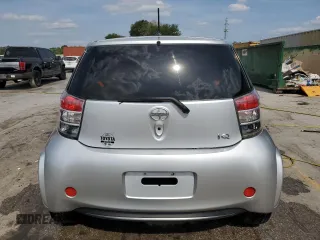 2013 Scion iQ z VIN JTNJJXB08DJ023545, wystawiony jako Copart lot #53999025 z przebiegiem 149 895 mil mil oraz Szkoda całkowita • Salvage title. Historia ofert i sprzedaży dostępna na DreamBid. Obrazek 6.