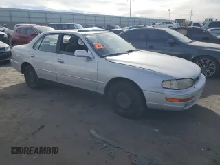 1993 Toyota Camry LE with VIN 4T1SK12E6PU251217, listed as a Copart auction lot 87254284 with 0 mi miles and Non Repairable. Bid and sale history available at carsss.com. Image 4.