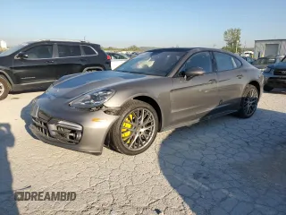 2017 Porsche Panamera Turbo с VIN WP0AF2A70HL151831, выставлен на аукционе Copart как лот 69283394 с пробегом 39 898 миль миль и Списание • Salvage title. История ставок и продаж доступна на DreamBid. Изображение 1.