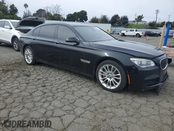 2015 BMW 7 Series 750Li with VIN WBAYE8C54FD782389, listed as a Copart auction lot 45150445 with 122,788 mi miles and Clean Title. Bid and sale history available at carsss.com. Image 4.
