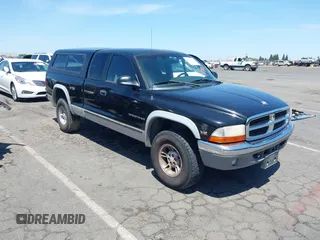 1997 Dodge Dakota with VIN 1B7GG23YXVS187587, listed as a IAAI auction lot 42598352 with 180,375 mi miles and . Bid and sale history available at DreamBid. Image 1.