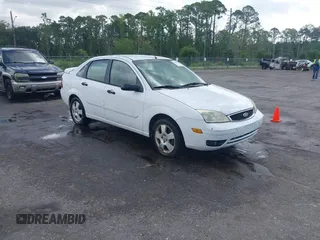 2007 Ford Focus S with VIN 1FAHP34N97W205190, listed as a IAAI auction lot 42489527 with 257,586 mi miles and . Bid and sale history available at DreamBid. Image 1.