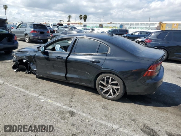 2020 Volvo S60 Momentum with VIN 7JR102FK0LG067719, listed as a Copart auction lot 48885814 with 53,904 mi miles. Bid and sale history available at carsss.com. Image 2.