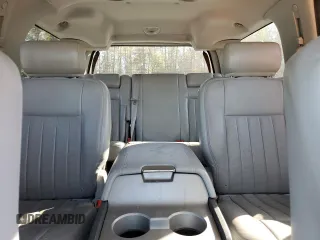 2005 Lincoln Navigator Luxury with VIN 5LMFU28585LJ01750, listed as a Copart auction lot 53298165 with 162,227 mi miles and Salvage Title. Bid and sale history available at carsss.com. Image 10.