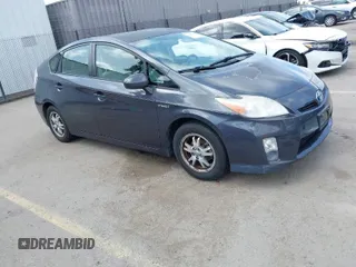 2011 Toyota Prius I with VIN JTDKN3DU6B5371632, listed as a IAAI auction lot 41939360 with 114,118 mi miles. Bid and sale history available at carsss.com. Image 1.