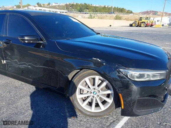 2020 BMW 7 Series 740i xDrive with VIN WBA7T4C06LGF97420, listed as a IAAI auction lot 41331207 with 126,676 mi miles. Bid and sale history available at carsss.com. Image 6.